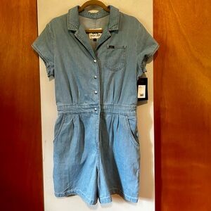 Lee vintage modern super bleach shorts jumper with pockets, women’s L - NEW!